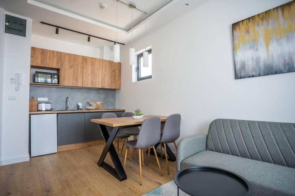 The Boy Next Door Apartment Belgrade Exterior photo